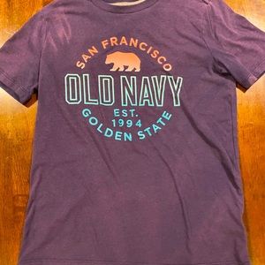 Navy blue old navy T-shirt size xl (14-16) in boys